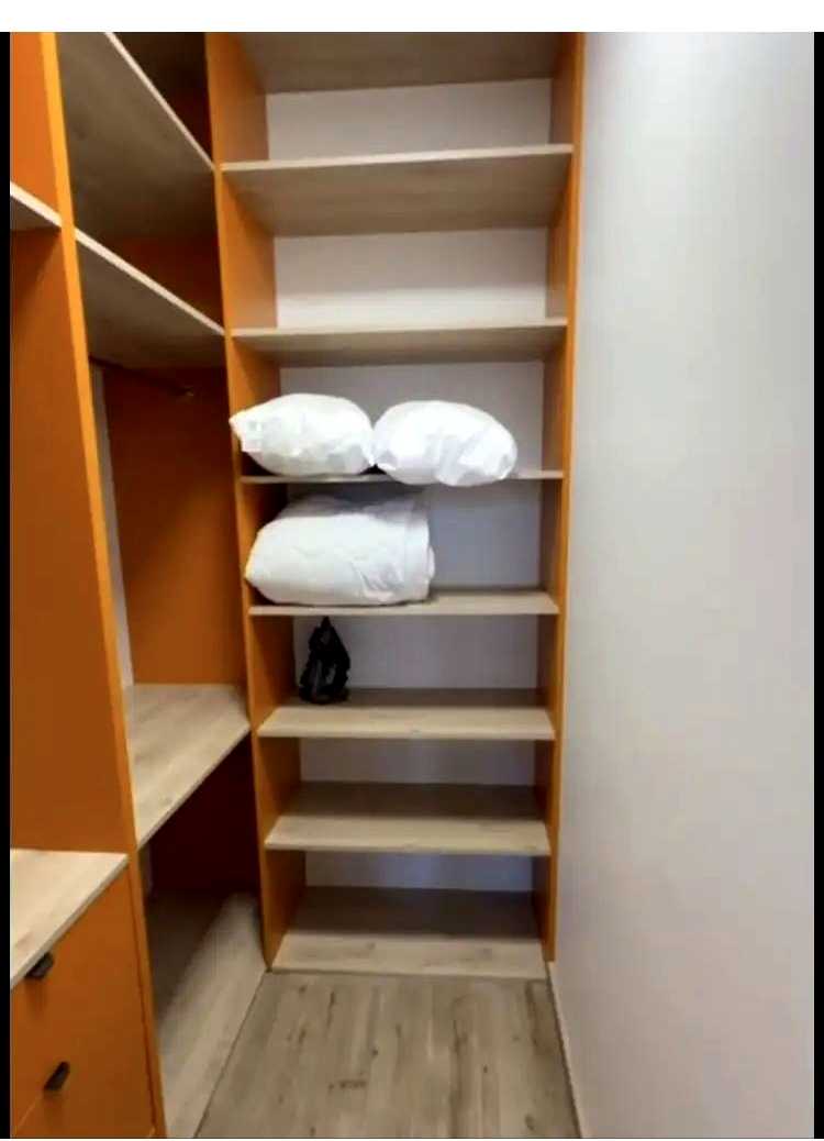 1878276473109782