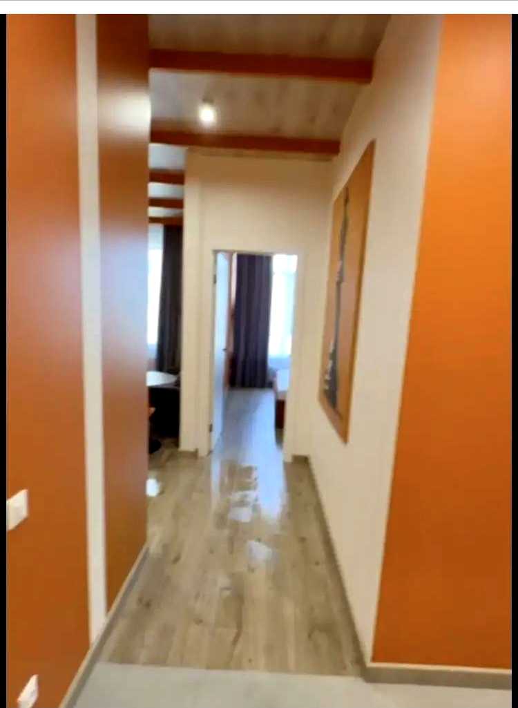 1878276473560860