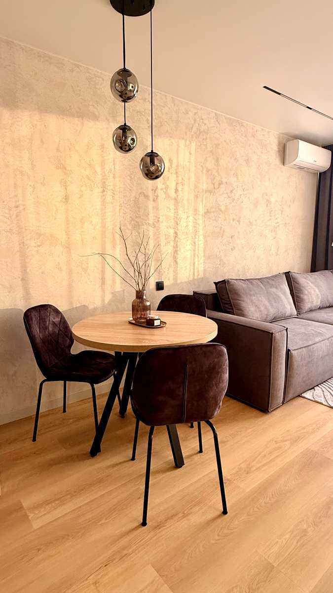 1878277397214099