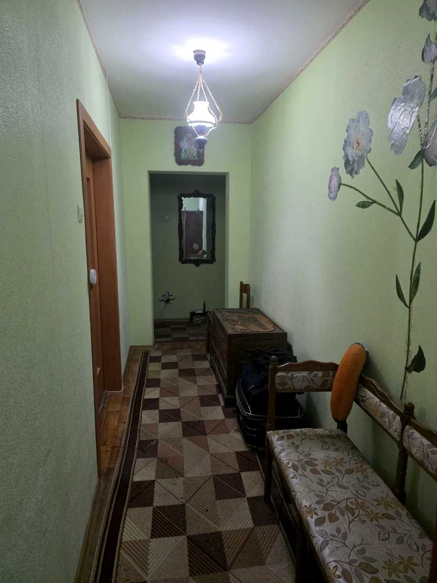 1878279122080927