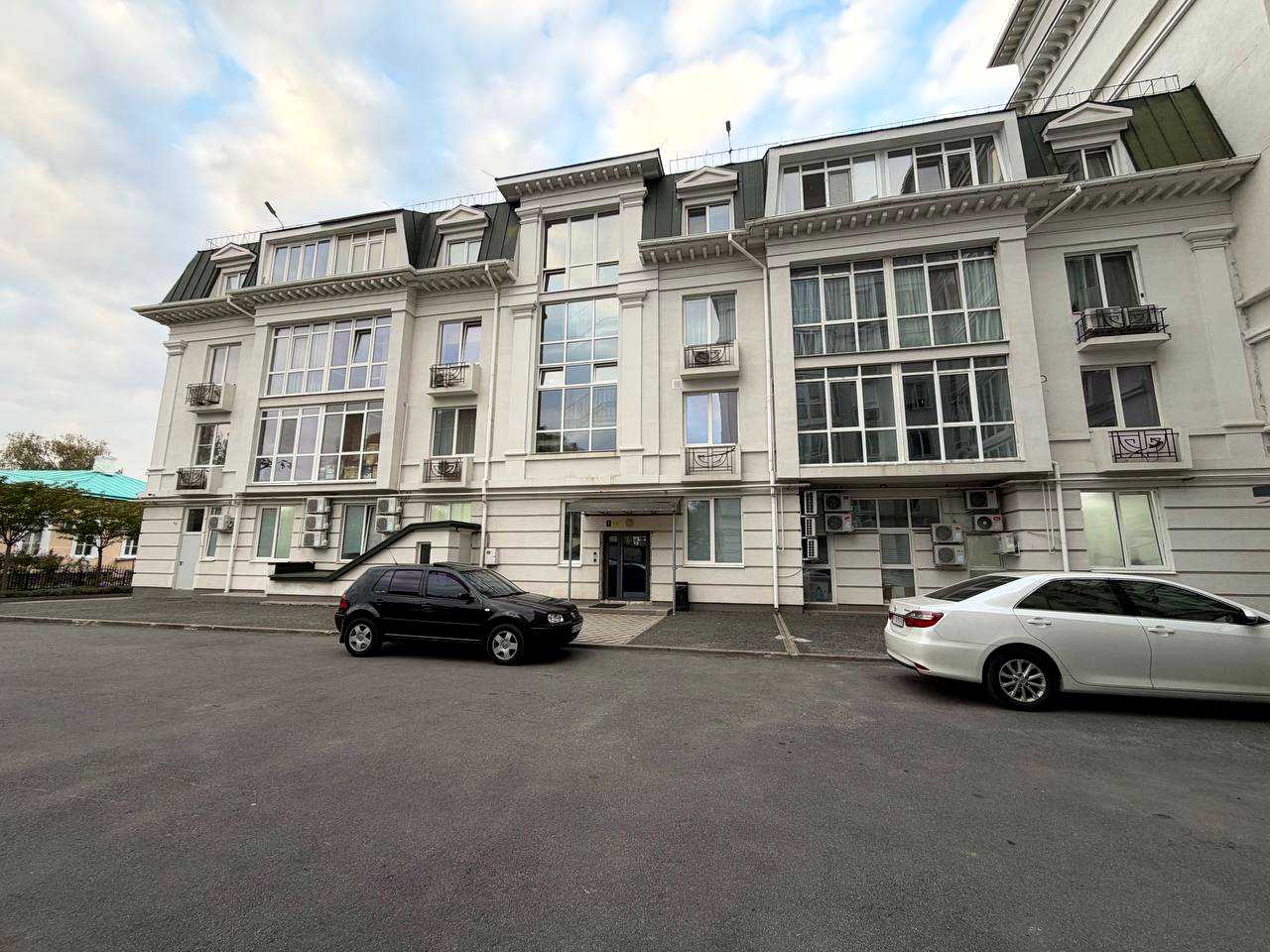 1878279406037397