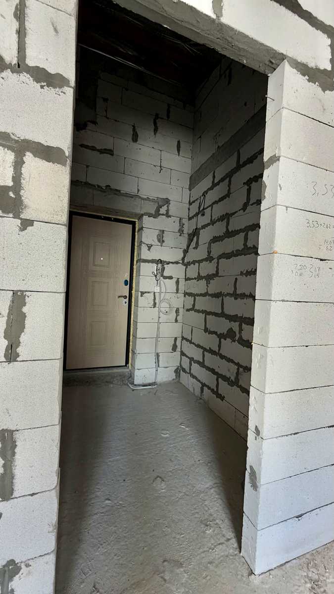 1878282853765008