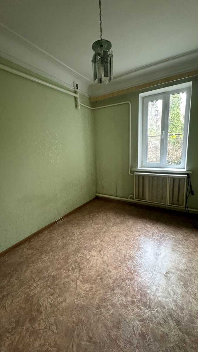 1878283713458386