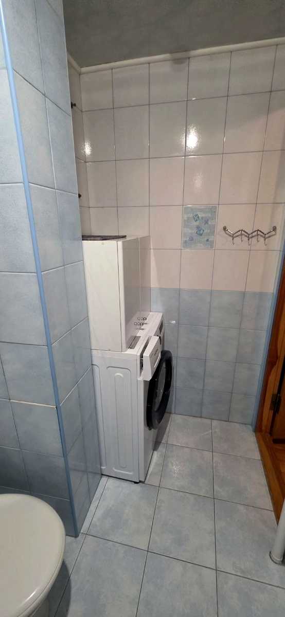 1878283742380690