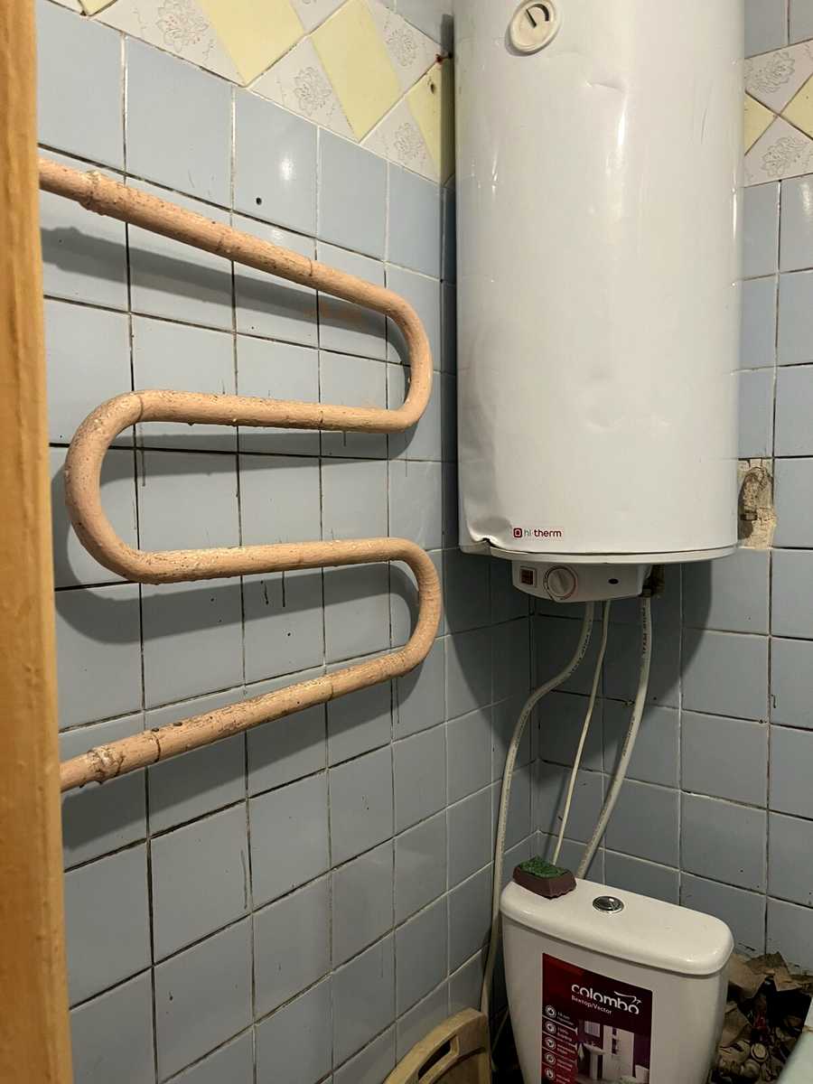 1878285241210683