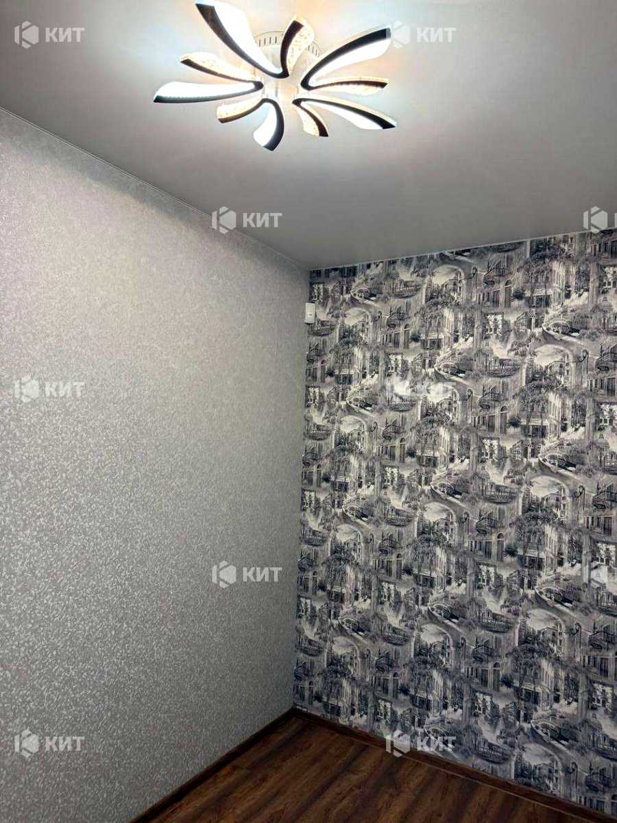 1878285745441247
