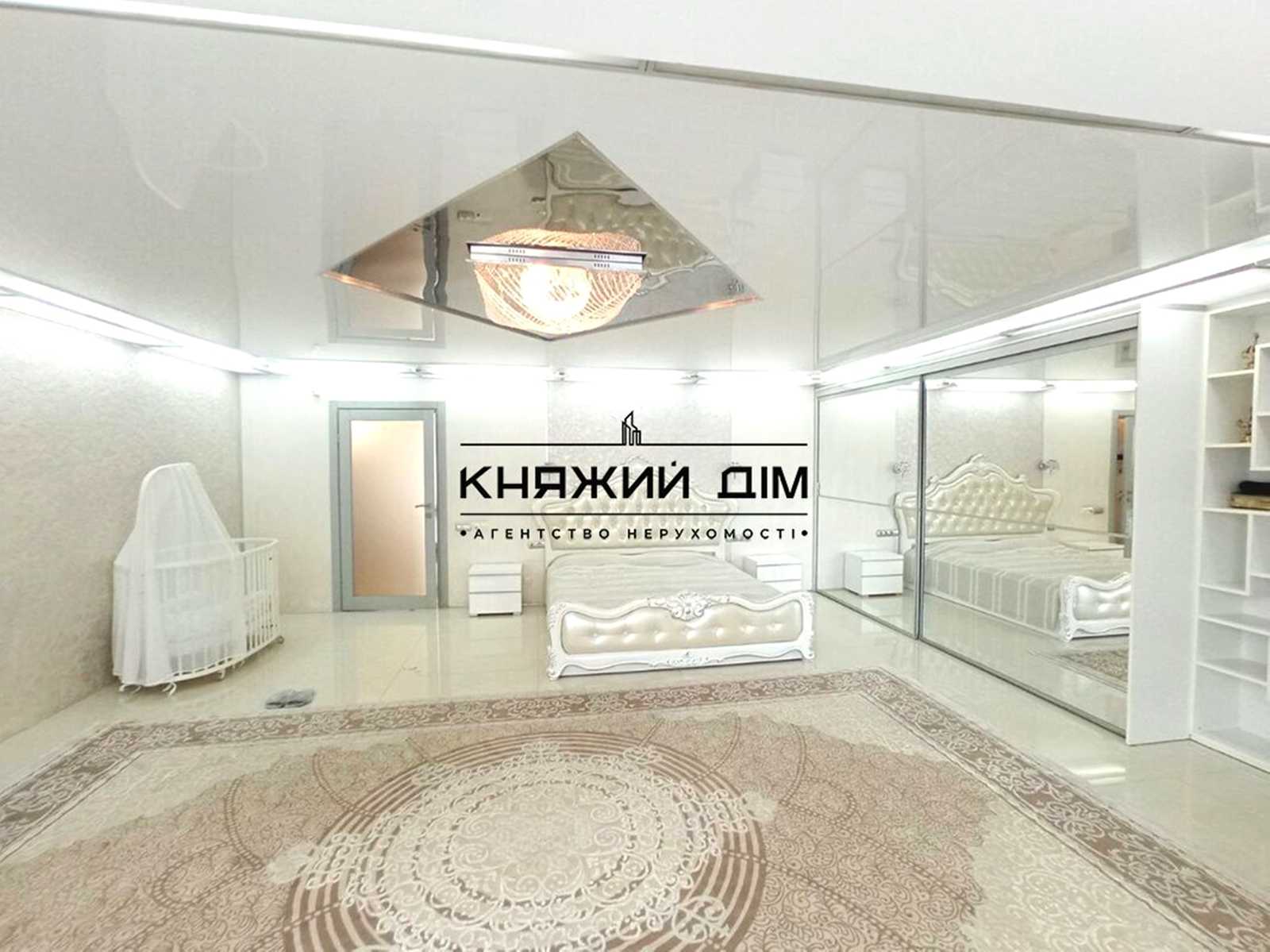 1878286677335227