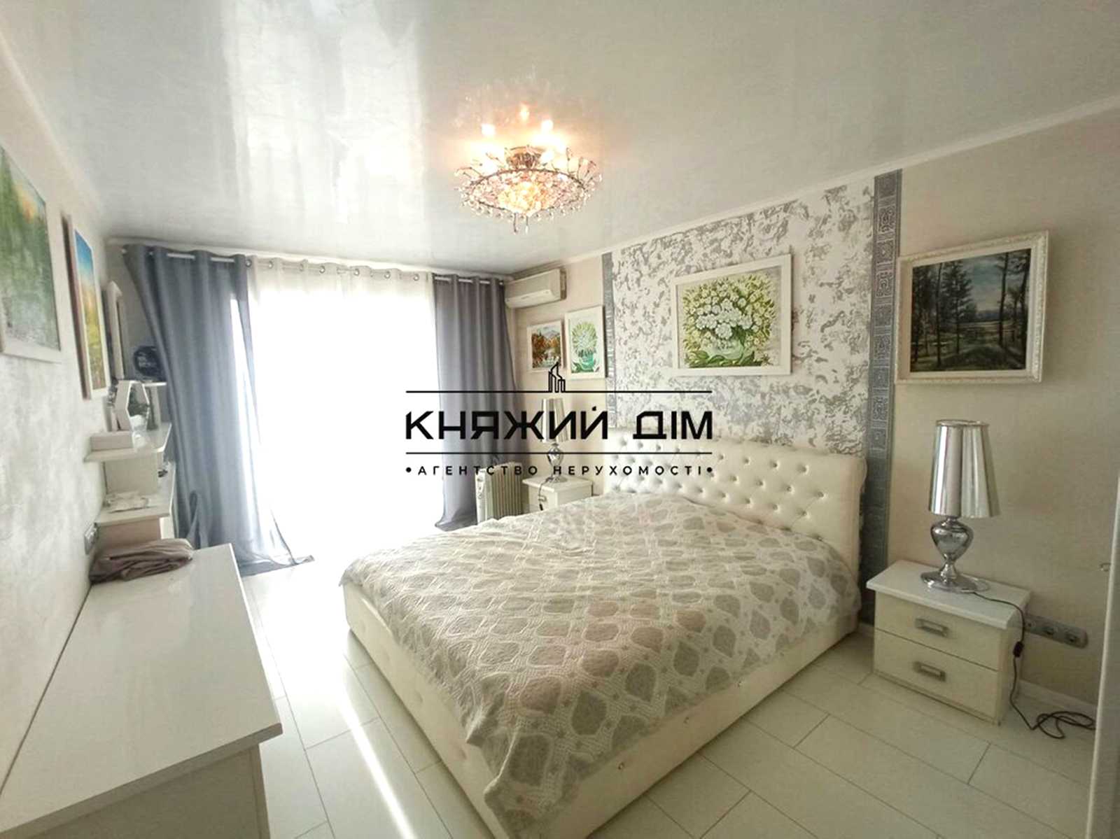 1878286678060314
