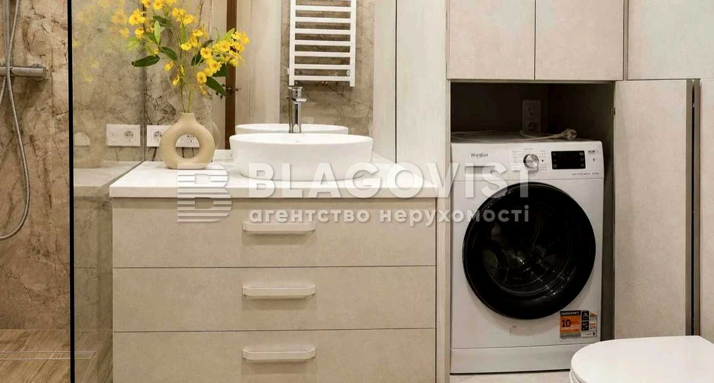 1878286778114455