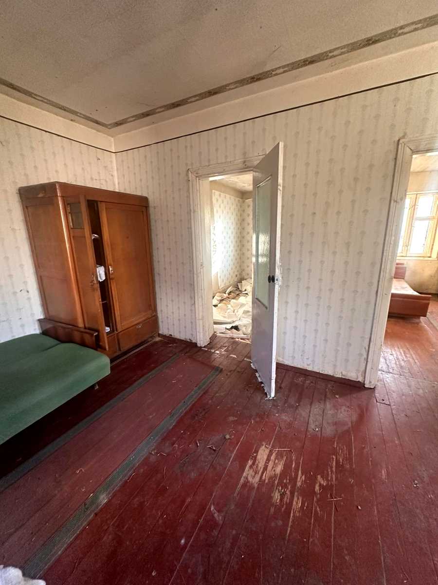 1878286855866119