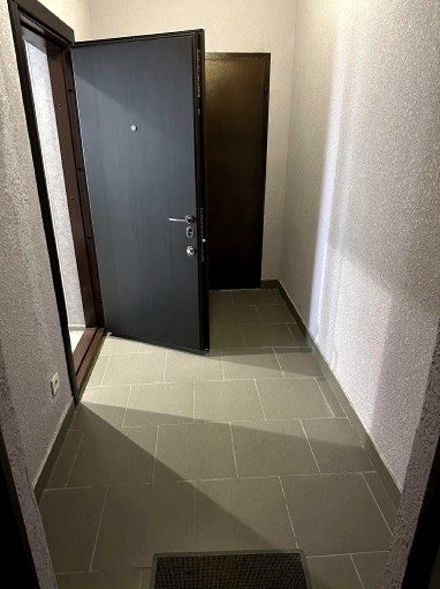 1878287546303987