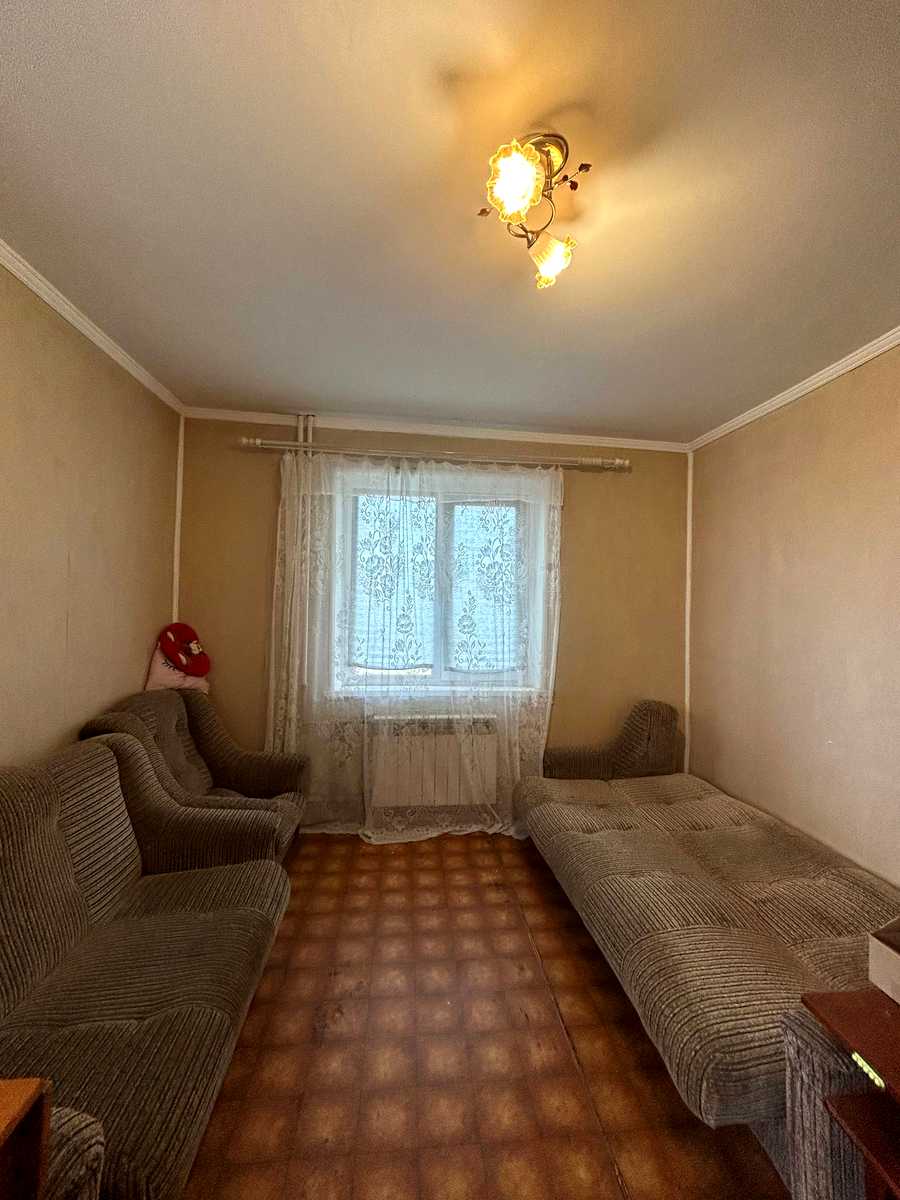 1878287709363946