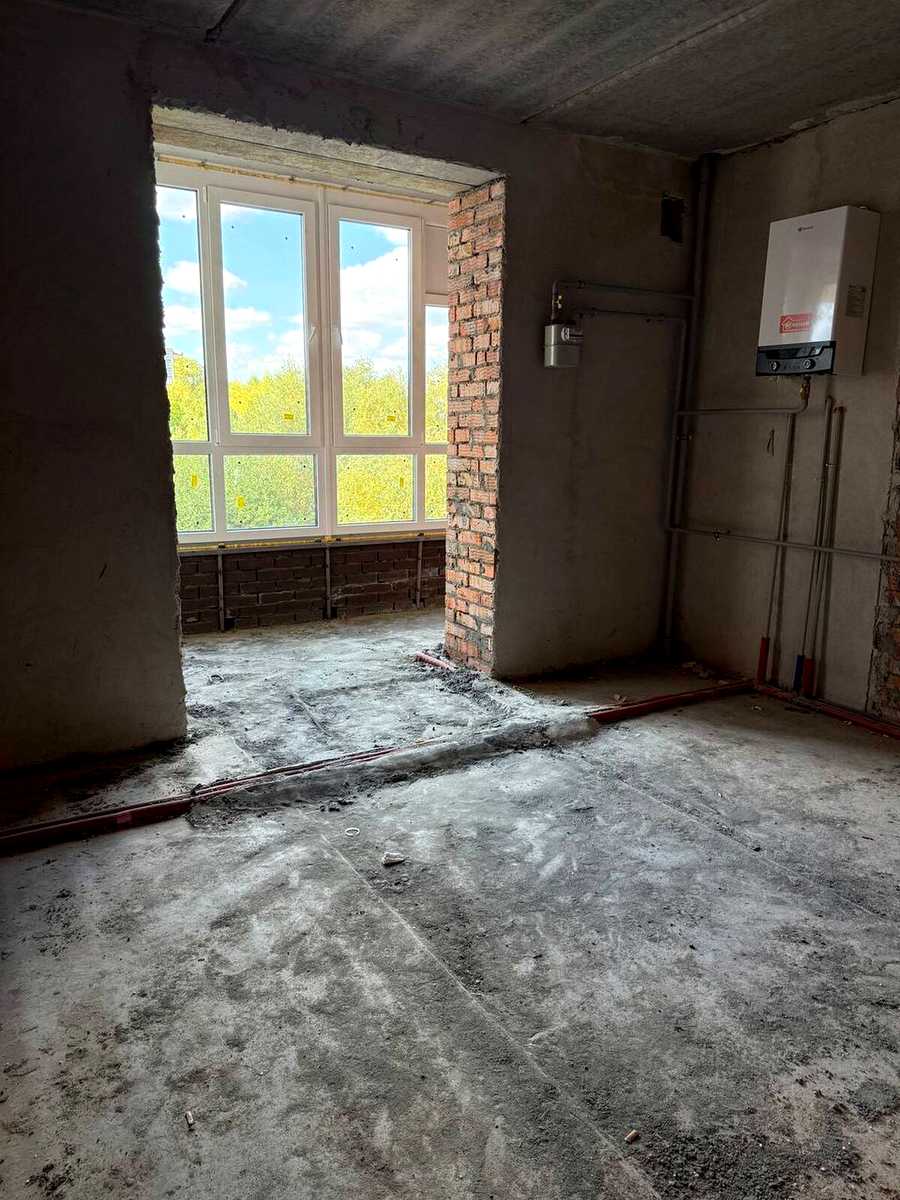 1878287844409346
