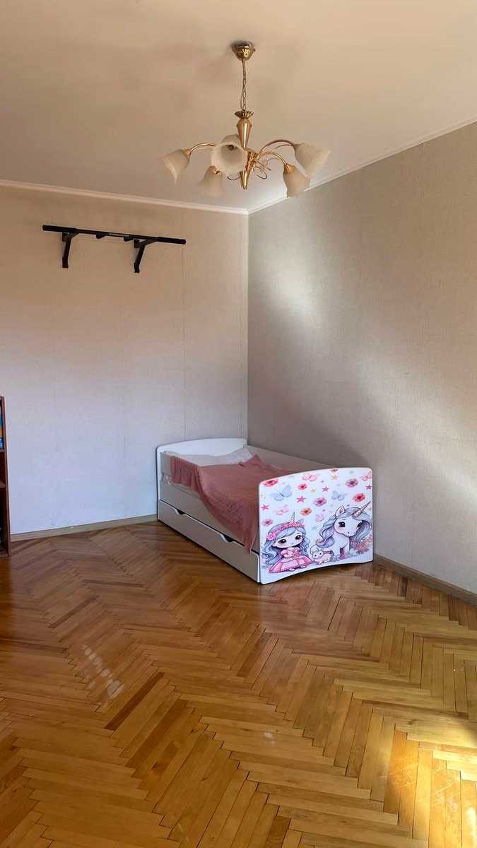 1878287897476058