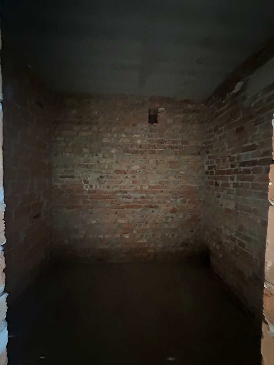 1878287933562203