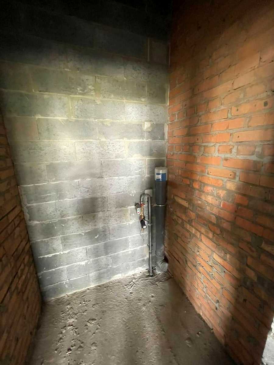 1878288213133696