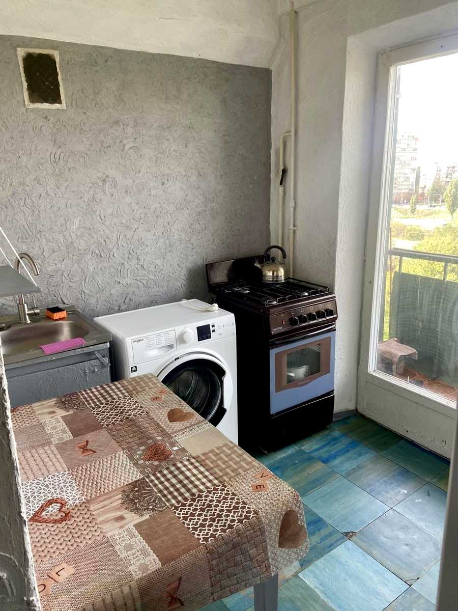 1878288764409656