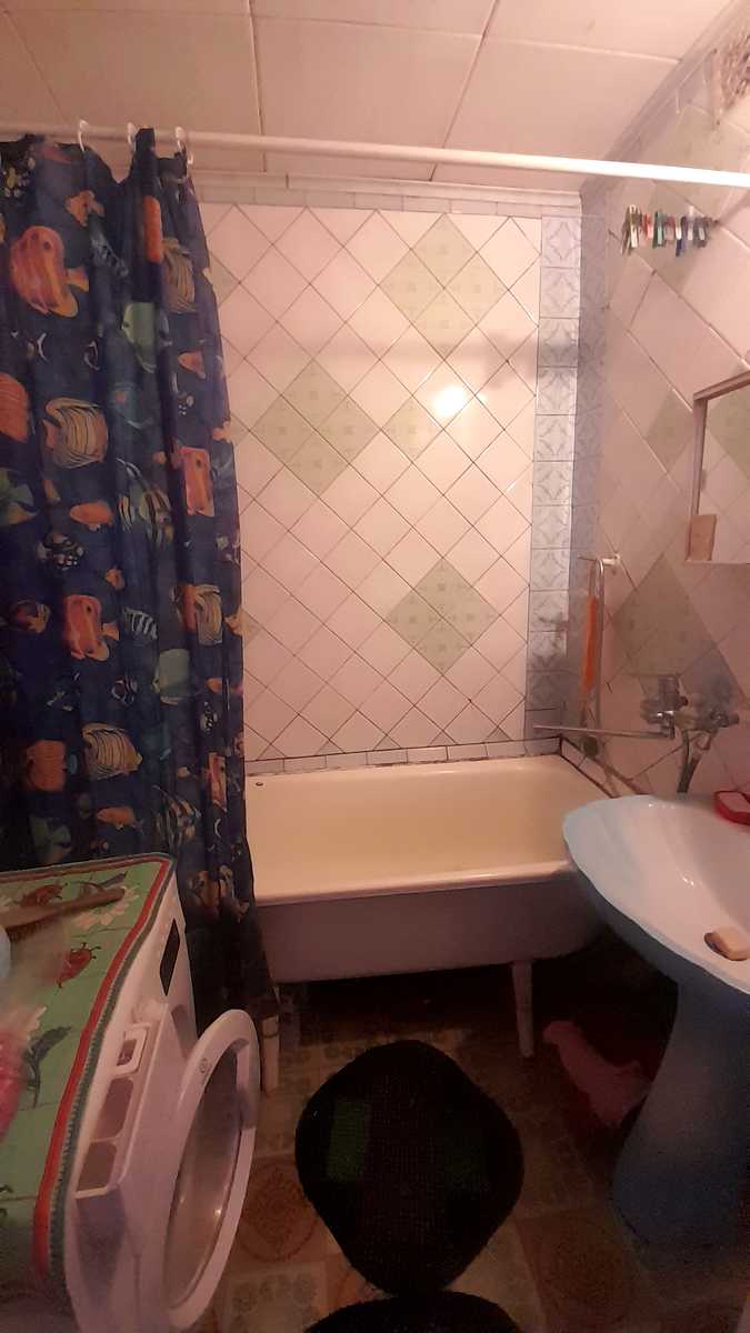 1878289410875942