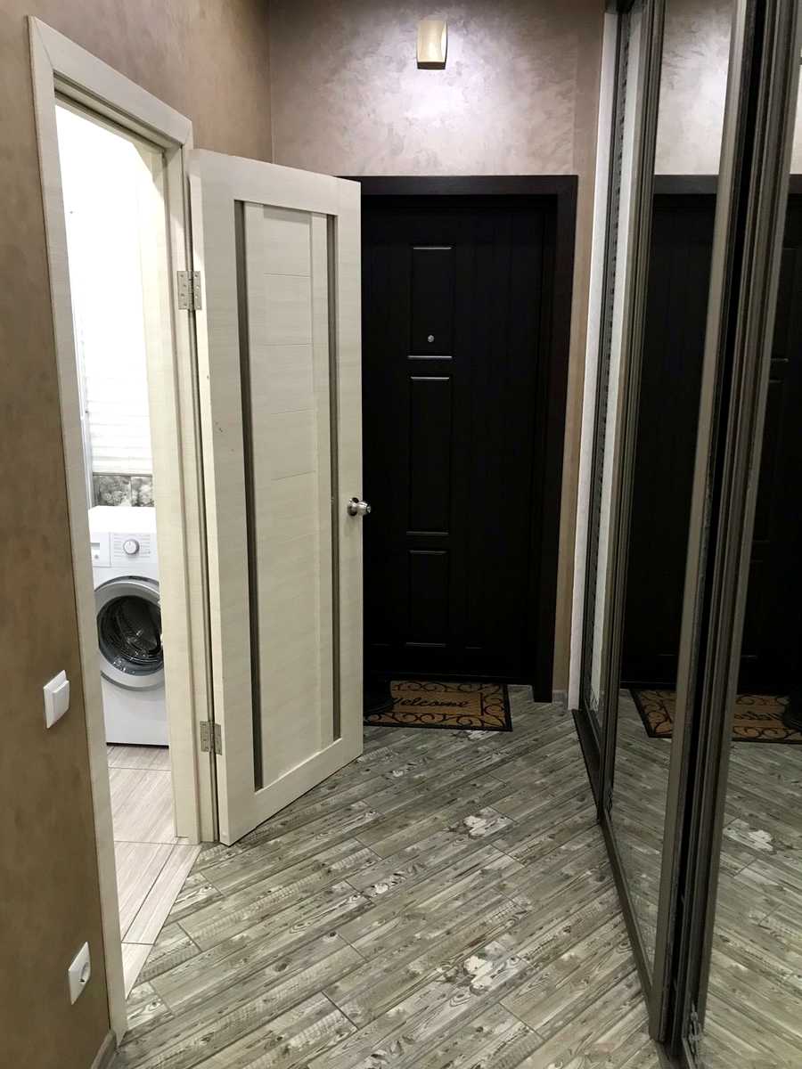 1878293806729785