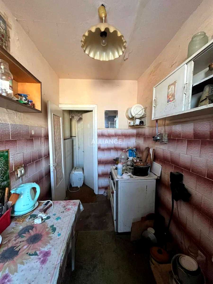 1878293867398538