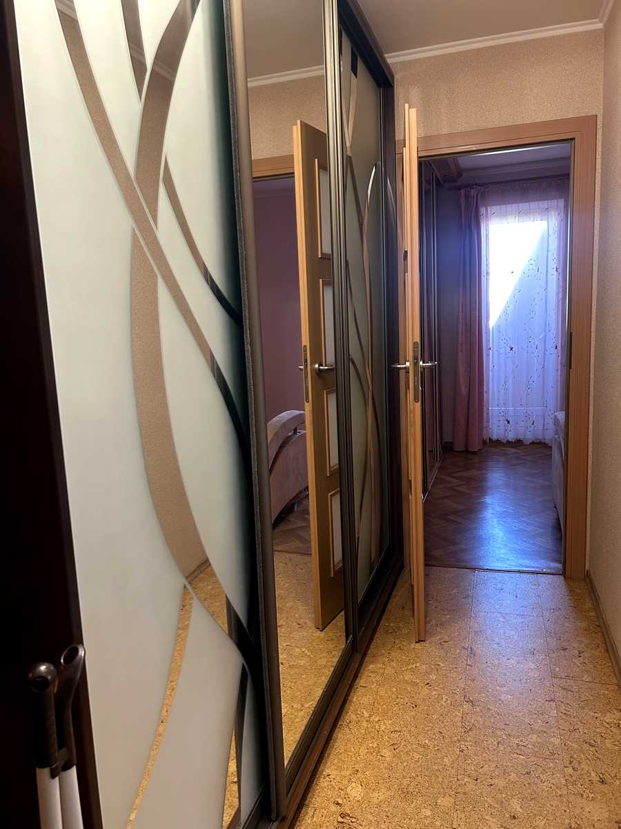 1878294380027404