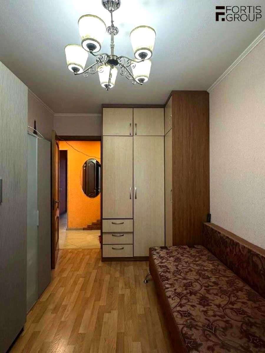 1878294556973150