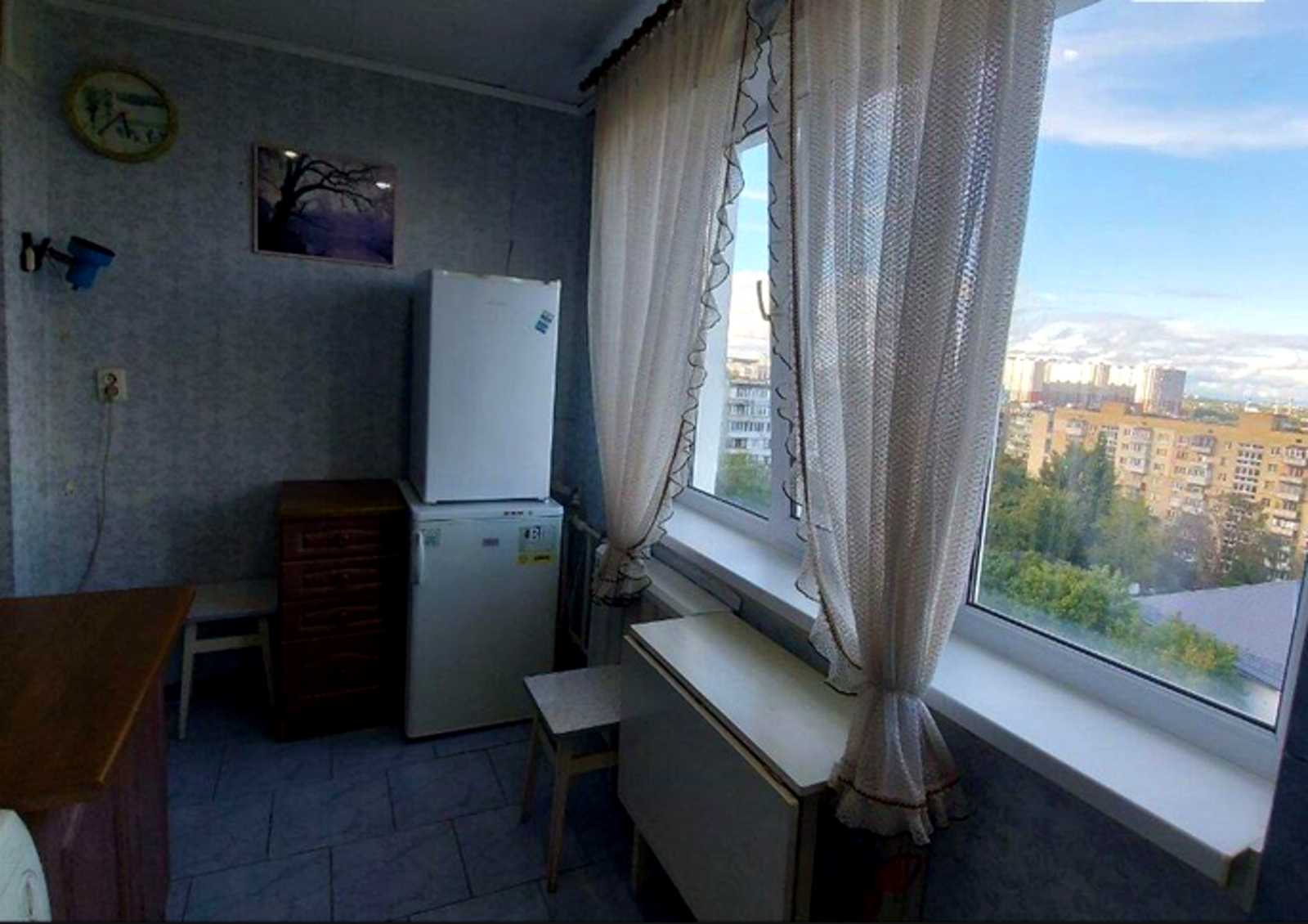 1878295230883456