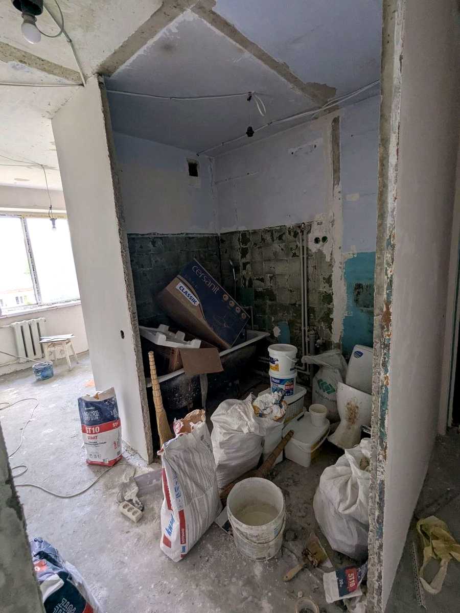 1878295865846547