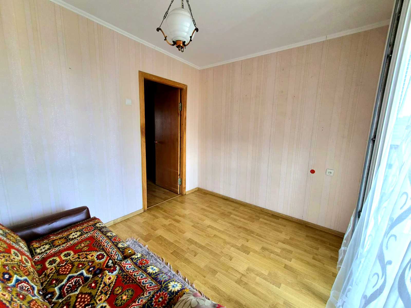1878296446444040