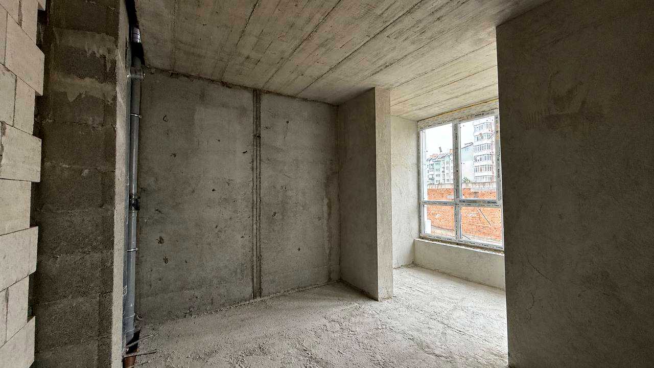 1878296557560428