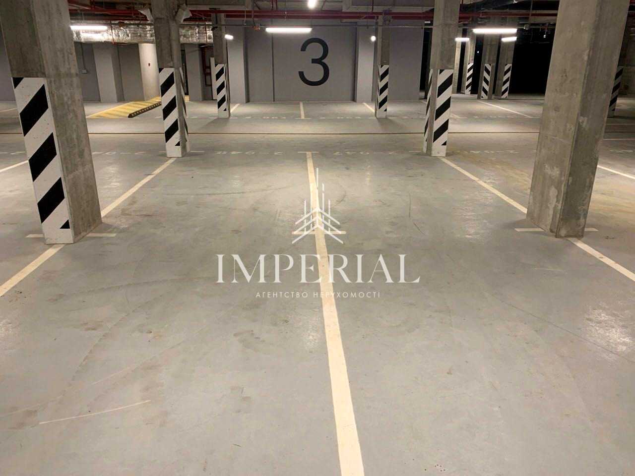 1878296684354429