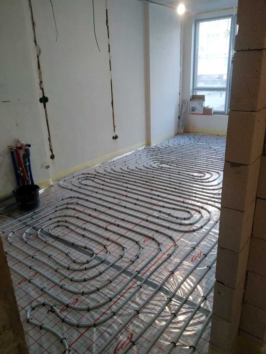 1878296848841549