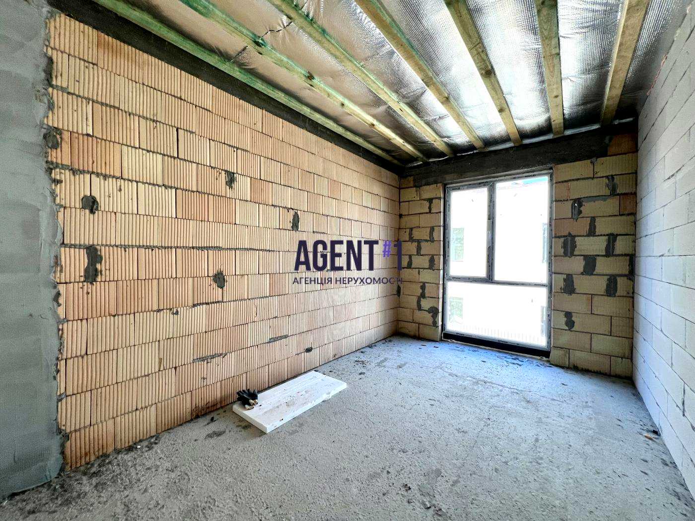 1878298121666805