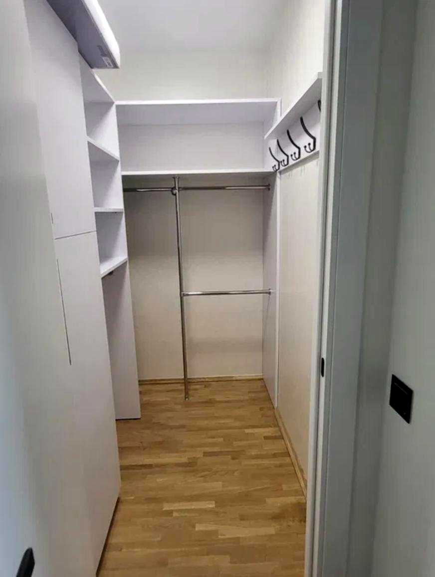1878298695903274