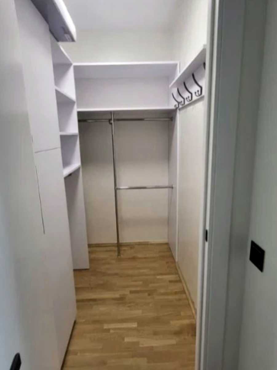1878299074012717