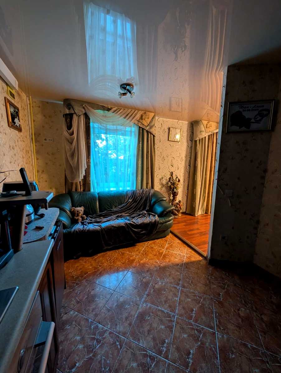 1878299227600134
