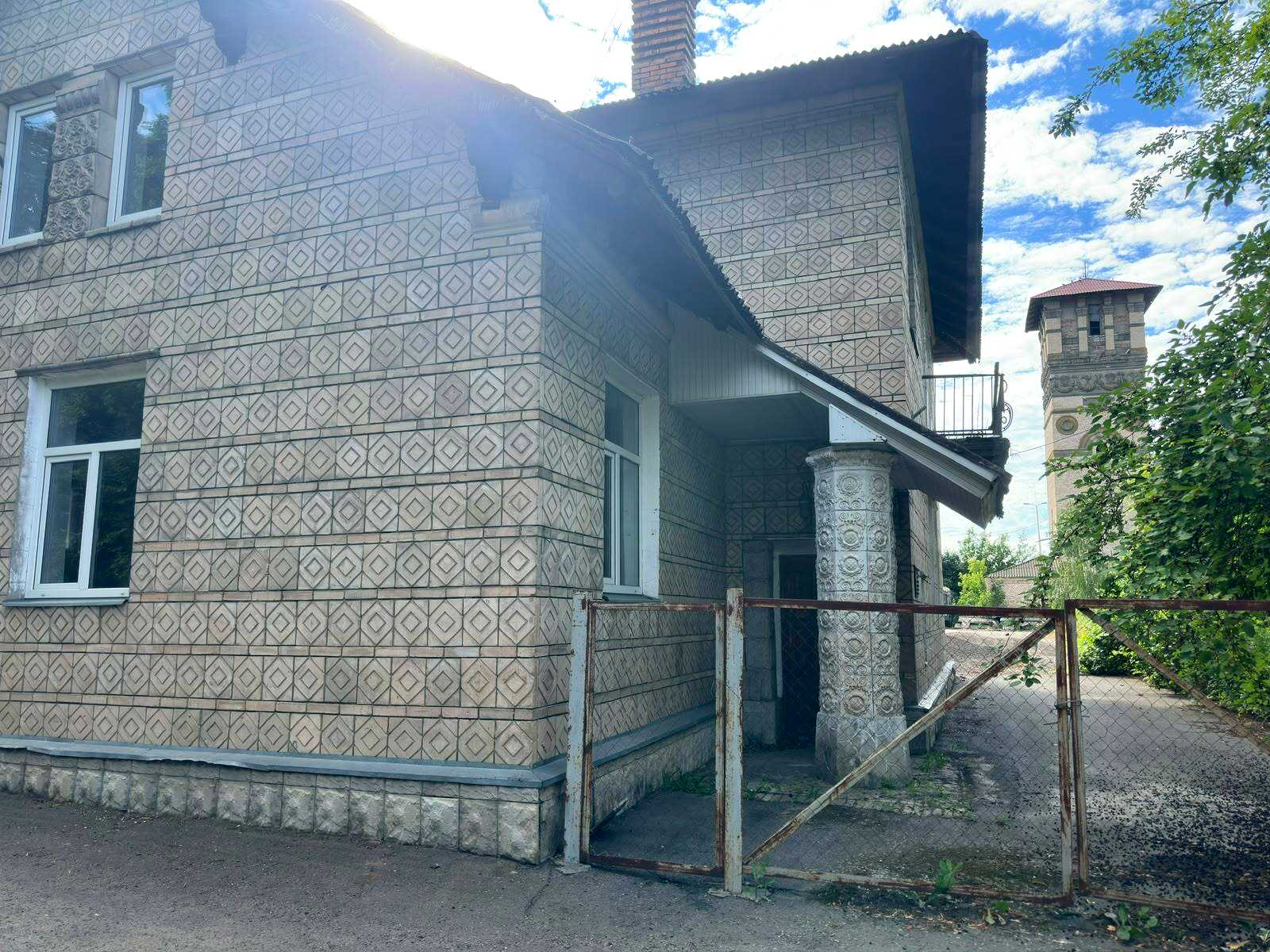 1878299360475019