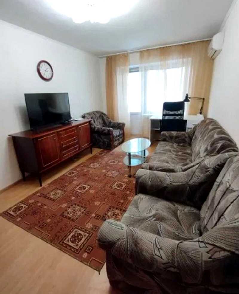 1878301637513843