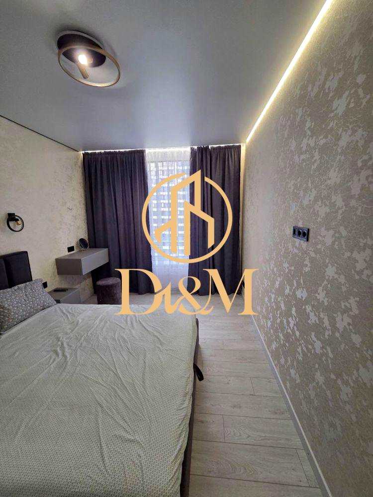 1878302096674447
