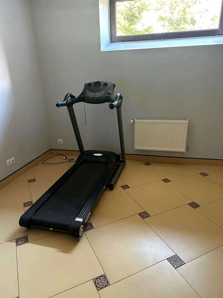 1878302146117009