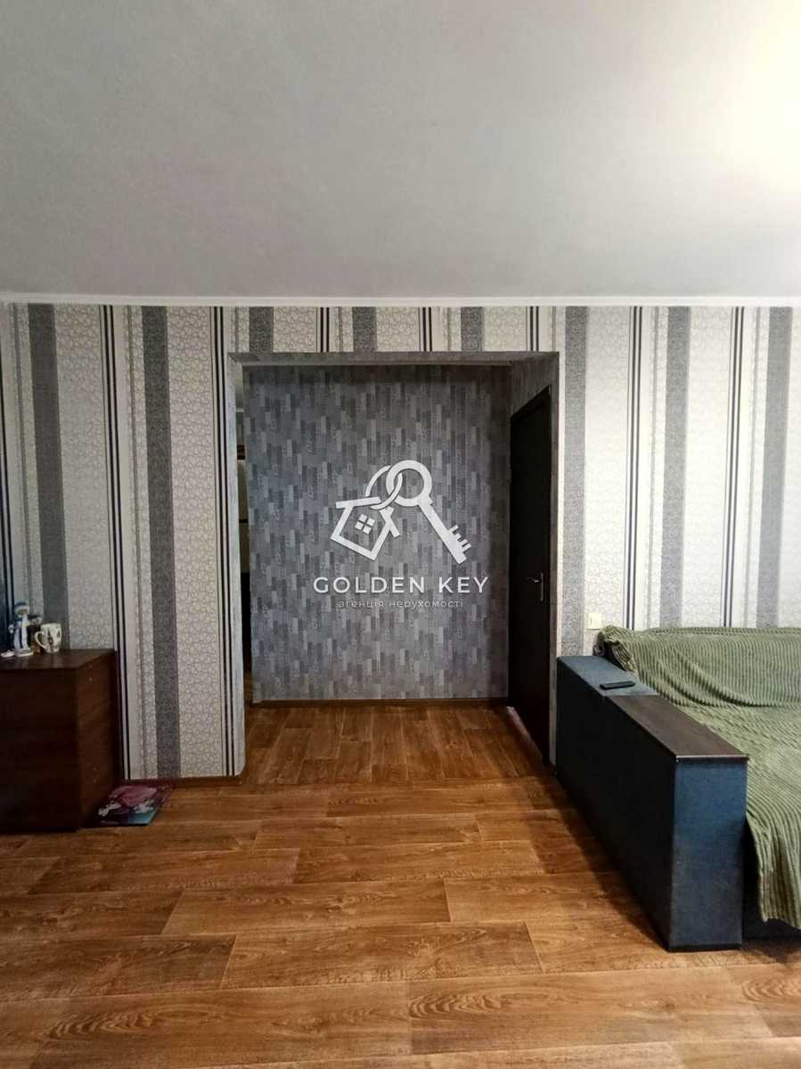 1878302234205136