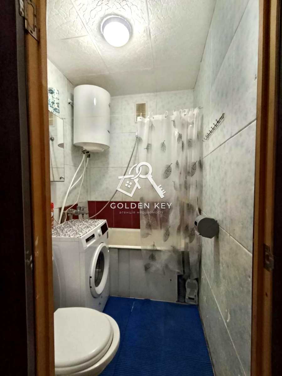 1878302234221032