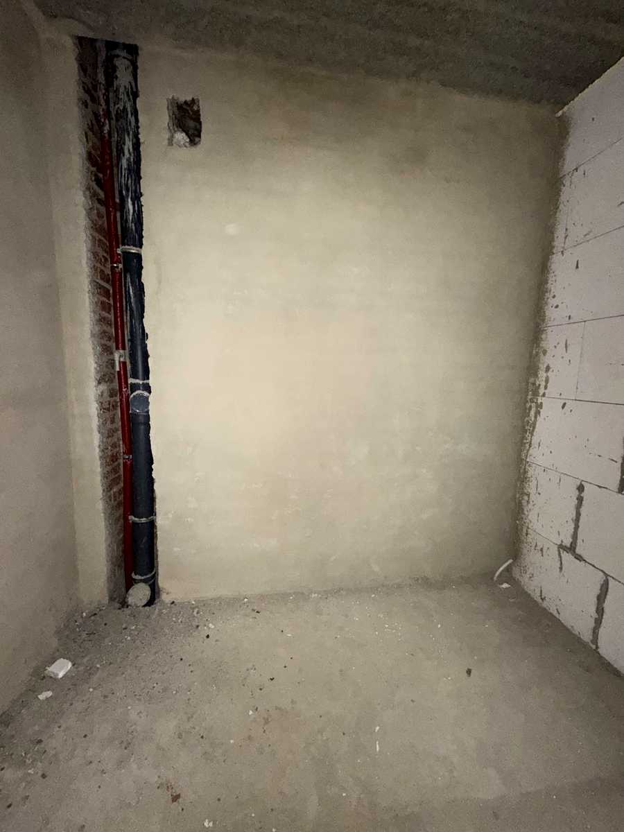 1878302834689724