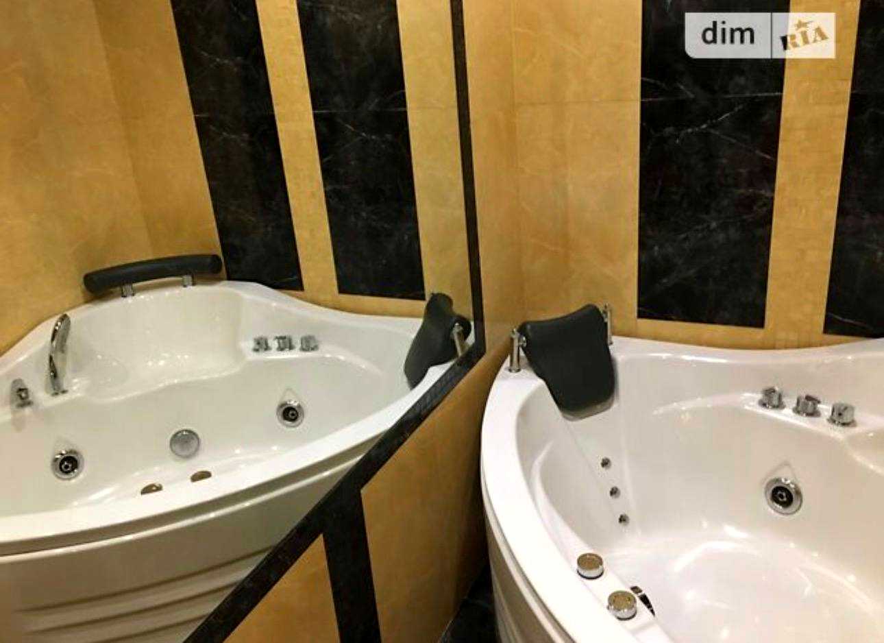 1878303411701056