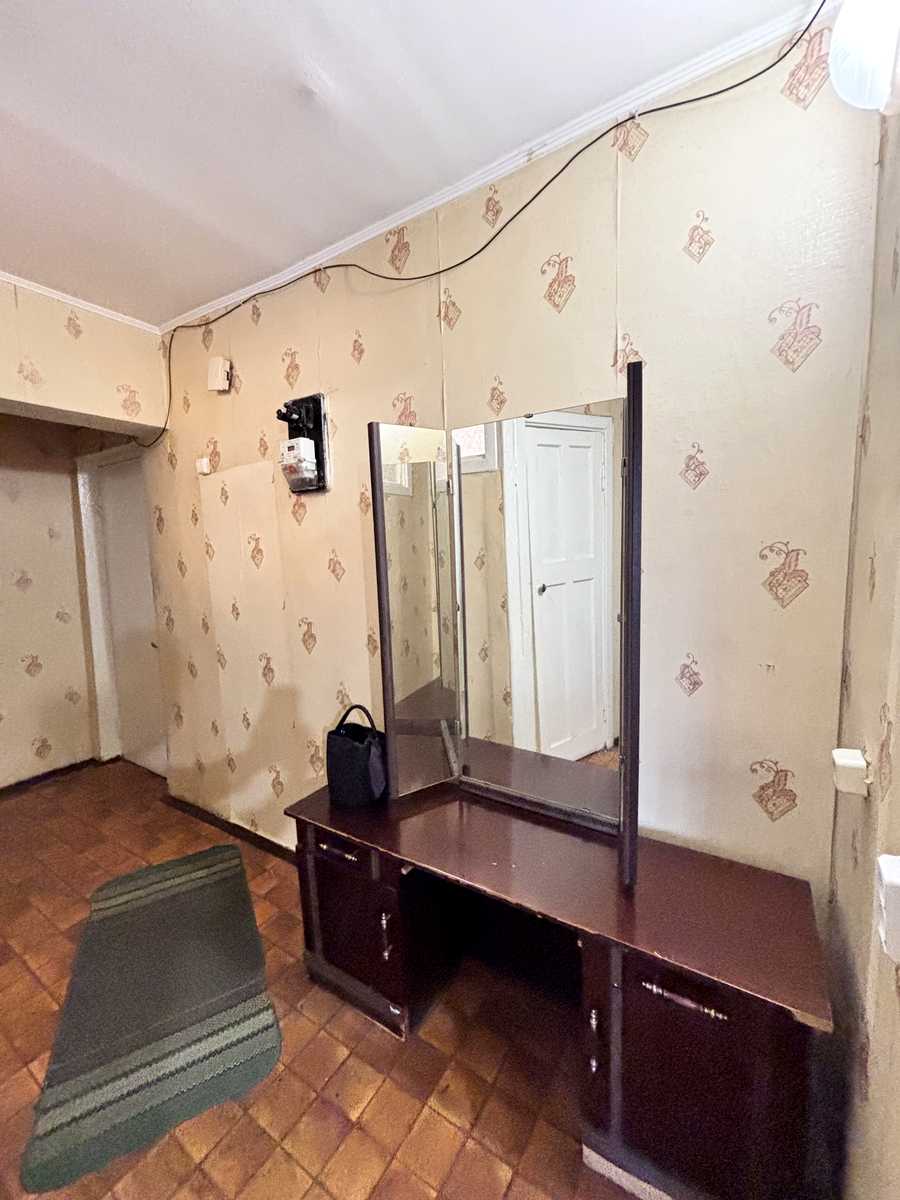 1878305744906999