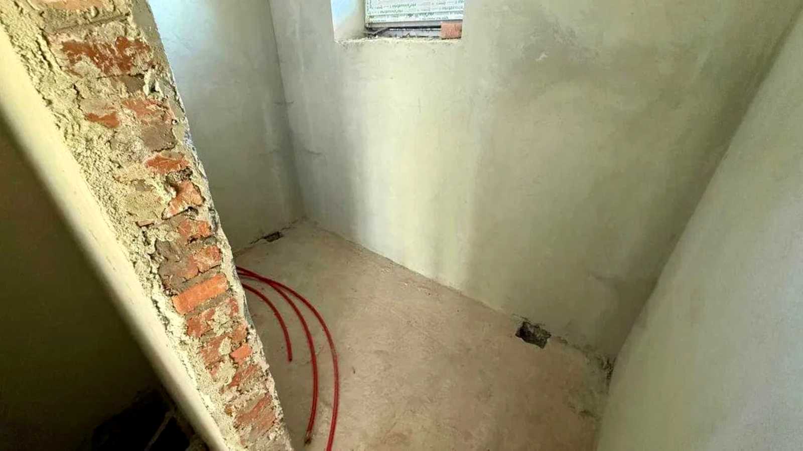 1878306048563611