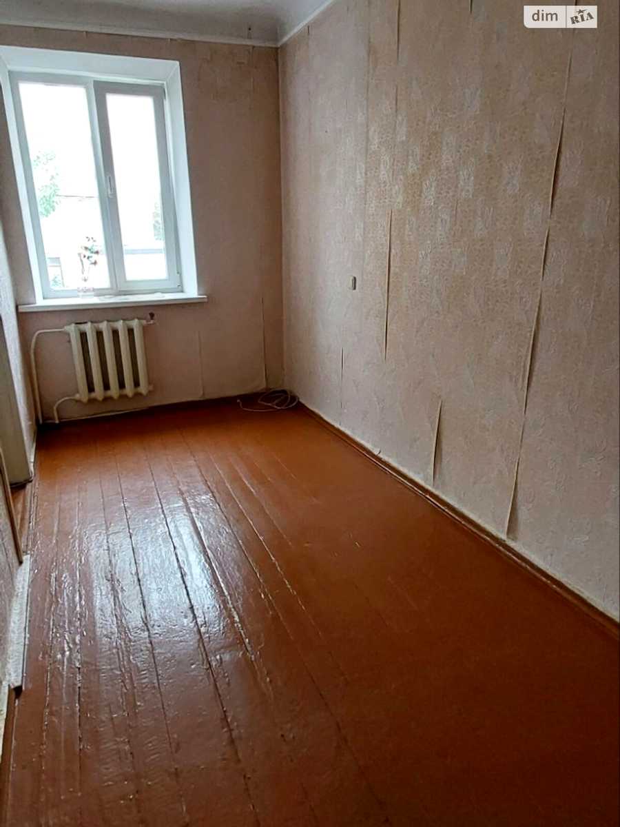 1878306353350876
