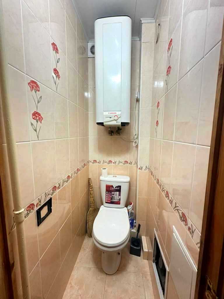 1878306755727488