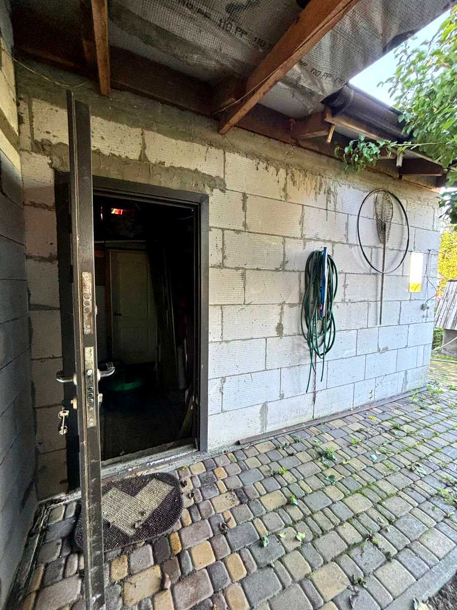 1878306820694906