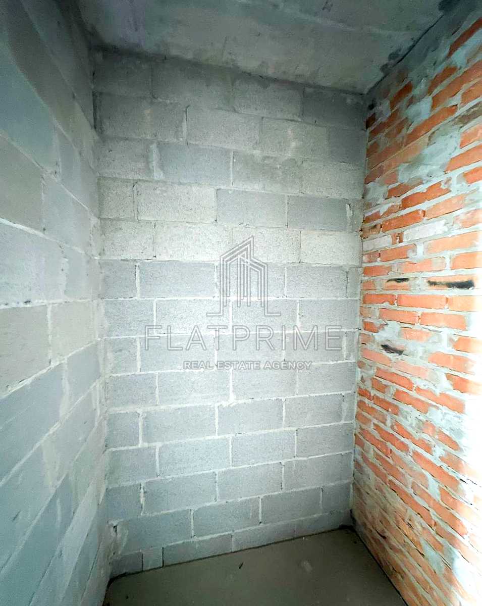1878307440210586
